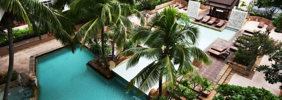Pool Century Park Hotel Bangkok