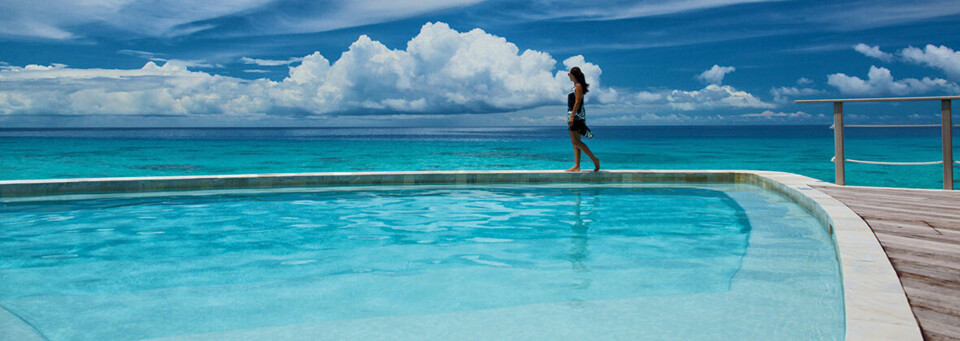 Maitai Rangiroa Infinity Pool