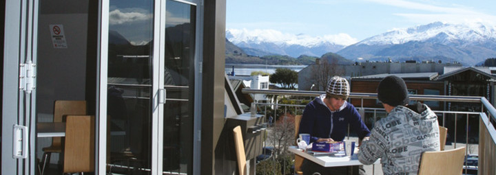 Base Backpackers Wanaka Terrasse