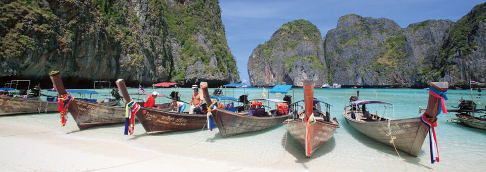 Longtailboote in der Maya Bay