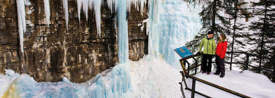 Eiswanderer am Johnston Canyon