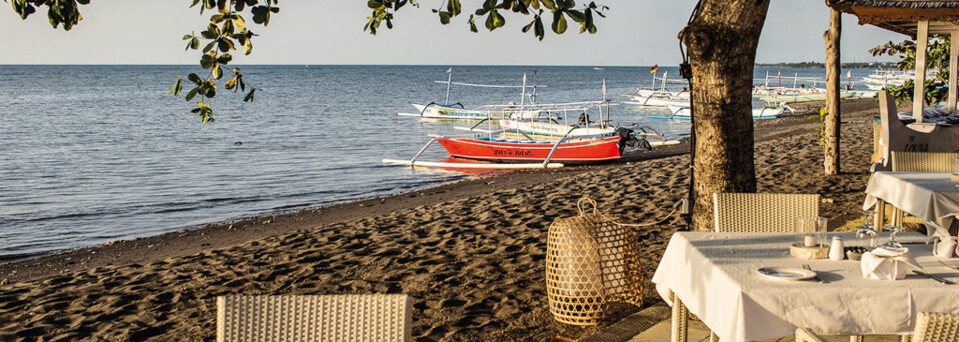 THE LOVINA Bali Essen am Strand