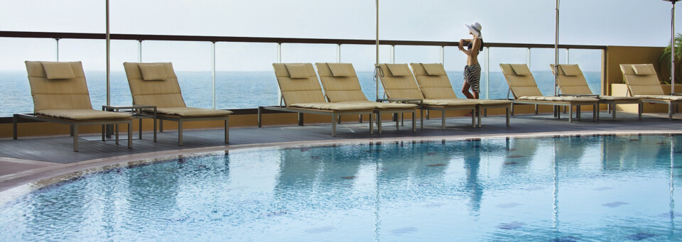 Pool - Amwaj Rotana Jumeirah Beach Residence Dubai