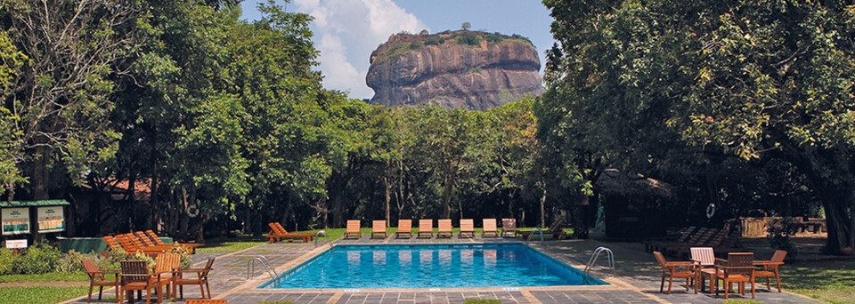 Pool Sigiriya Hotel 