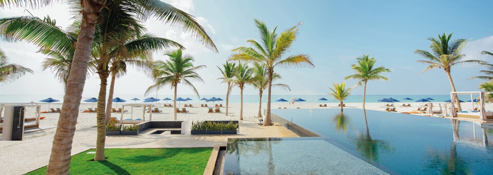 Pool des Al Baleed Resort Salalah by Anantara