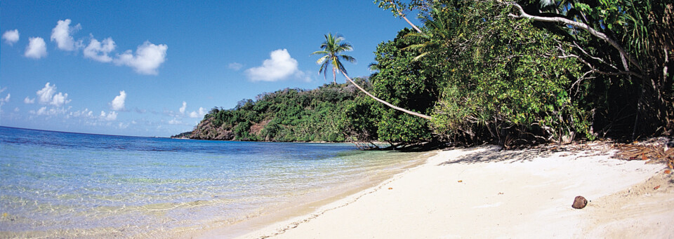 Strand in Fiji