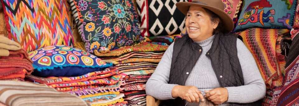 Marktfrau in der Provinz Cusco