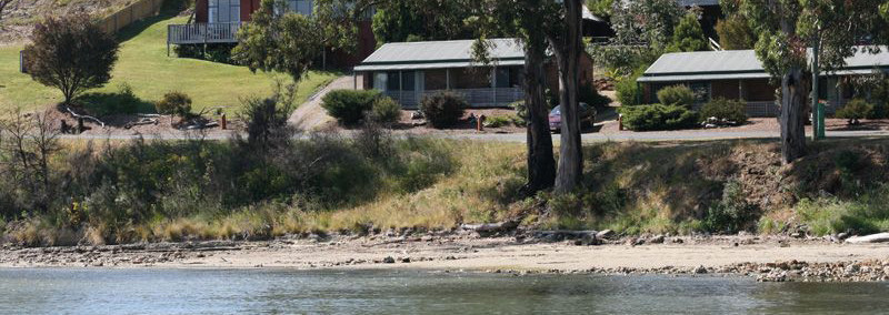 Außenansicht der Driftwood Cottages