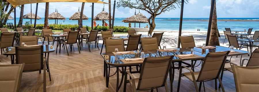 Southern Palms Beach Resort - Restaurant am Strand
