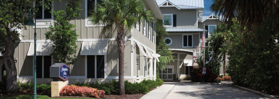 Außenansicht des Hampton Inn New Smyrna Beach