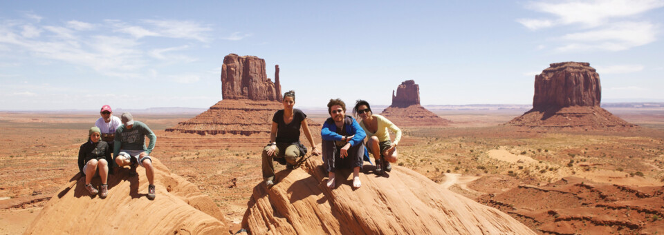 Wandergruppe im Monument Valley