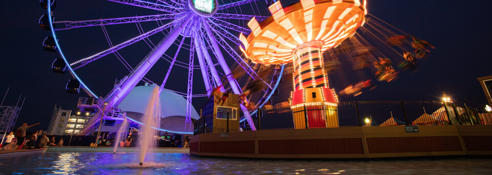 Chicago Navy Pier bei Nacht 