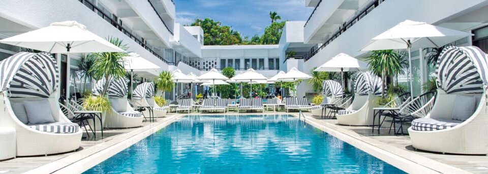 Pool des Coast Boracay