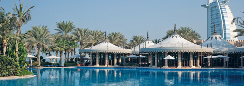 Jumeirah Al Qasr Pool und Burj Al Arab