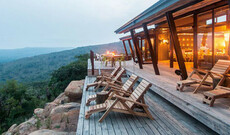 Rhino Ridge Safari Lodge