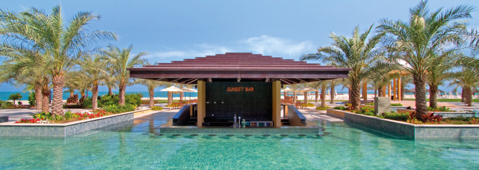 Poolbar des Hilton Resort & Spa