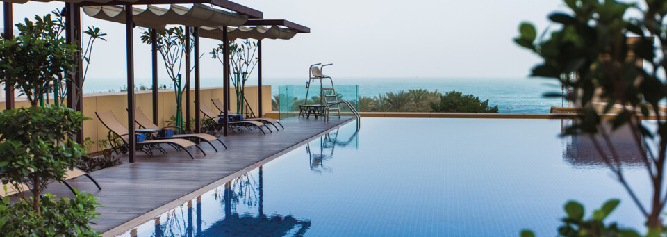 Pool JA Ocean View Hotel Dubai