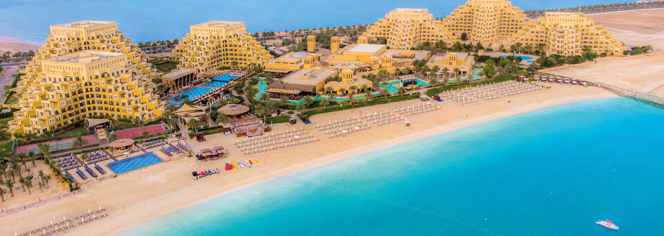 Strand und das Resort von oben