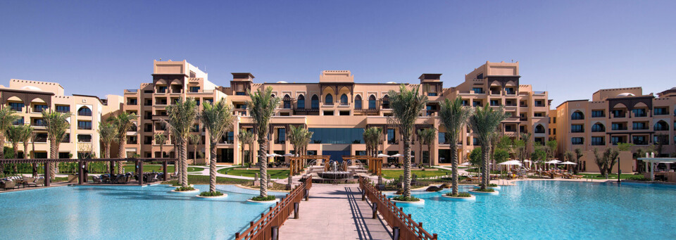 Außenansicht des Saadiyat Rotana Resort & Villas