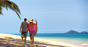 Paar am Strand Fiji