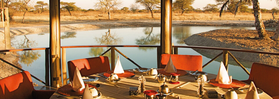 Onguma Bush Camp - Dining Deck