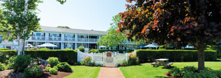 Seaglass Inn & Spa