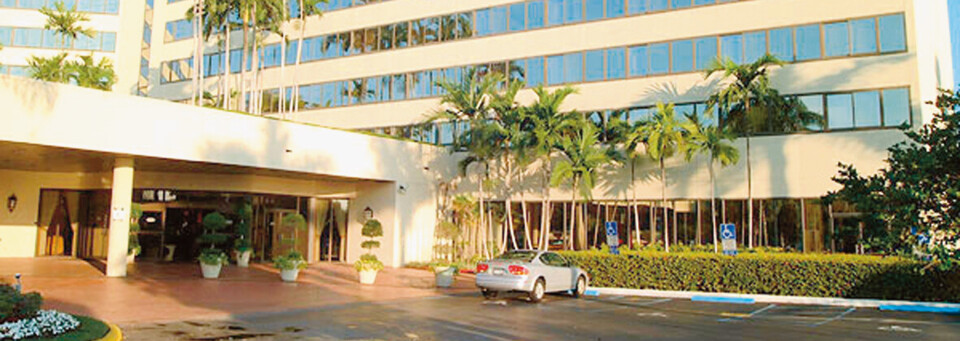 Außenansicht des Crowne Plaza Miami International Airport