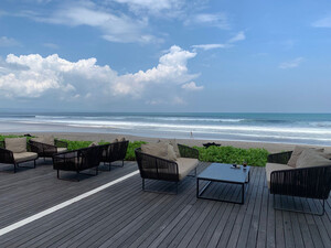 Reisebericht Bali Alila Seminyak Terrasse