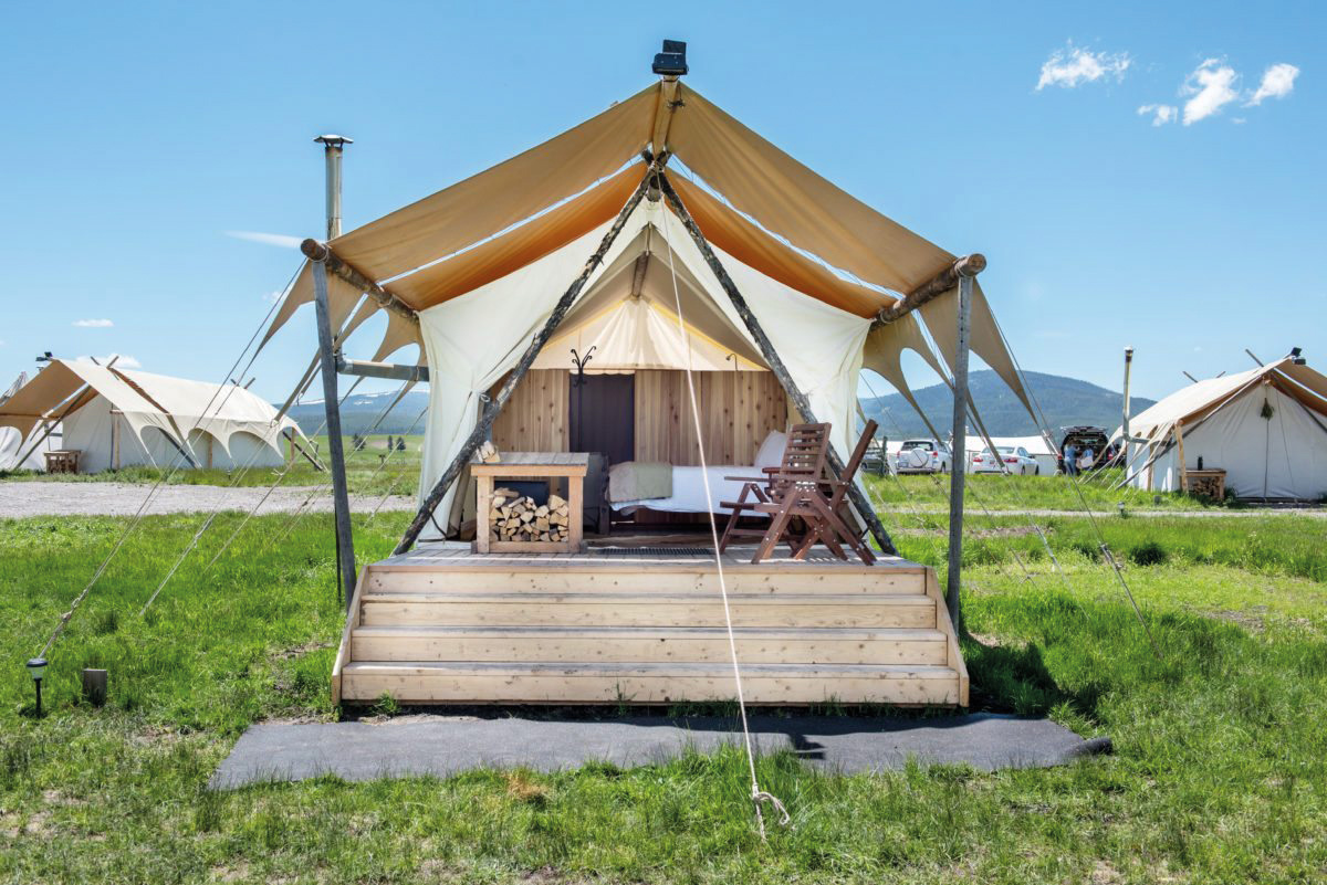 Stargazer Zelt des Yellowstone Under Canvas©