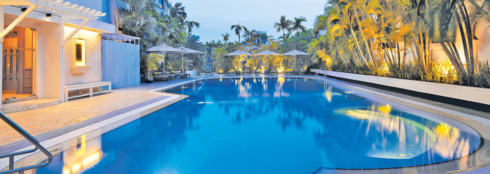 Pool des Sule Shangri-La Yangon