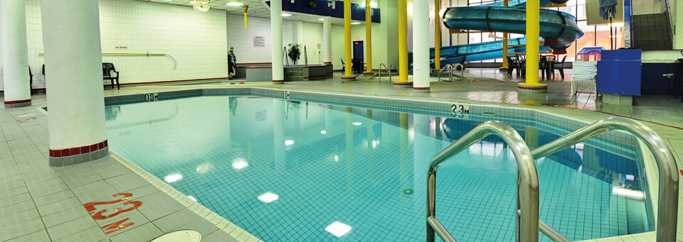 Pool des Delta Hotels Regina
