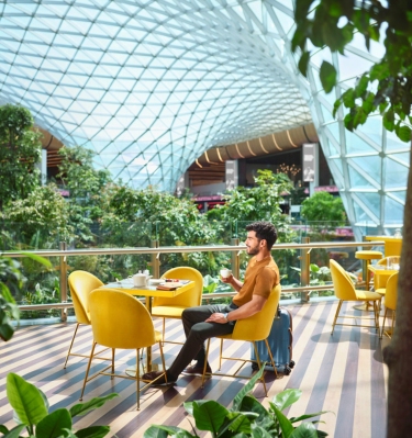 Al Mourjan Business Lounge