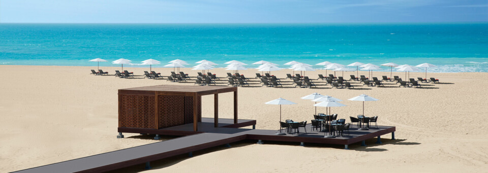 Strand des Saadiyat Rotana Resort & Villas