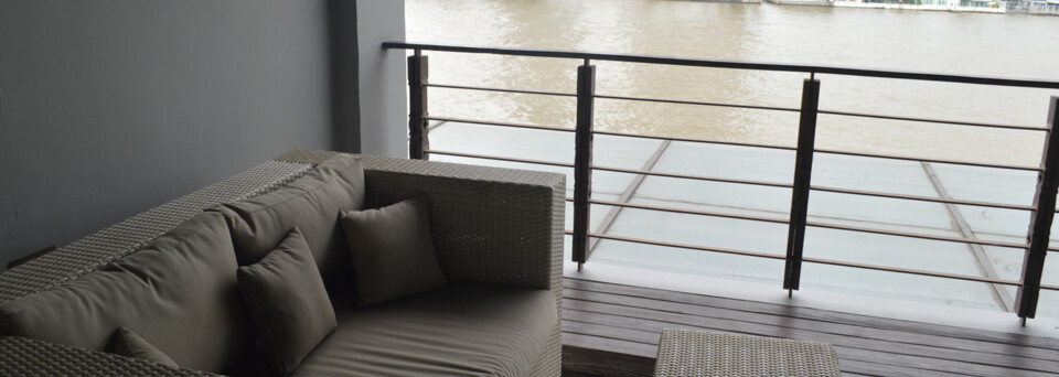 Riva Surya Hotel Terrasse am Chao Phraya River