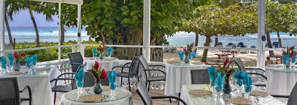 CoconutCourt Beach Restaurant