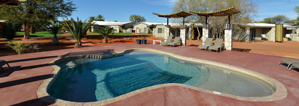 Kalahari Anib Lodge Pool