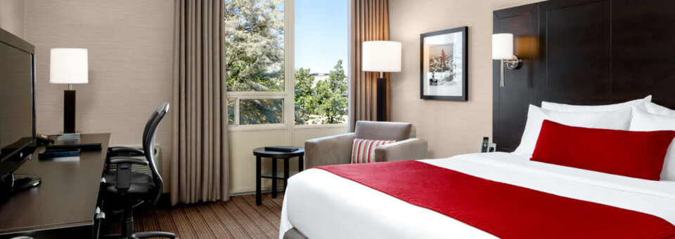 Delta Hotels by Marriott Sault Ste Marie Waterfront Zimmer