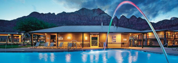 Pool - La Quinta Inn & Suites at Zion Park