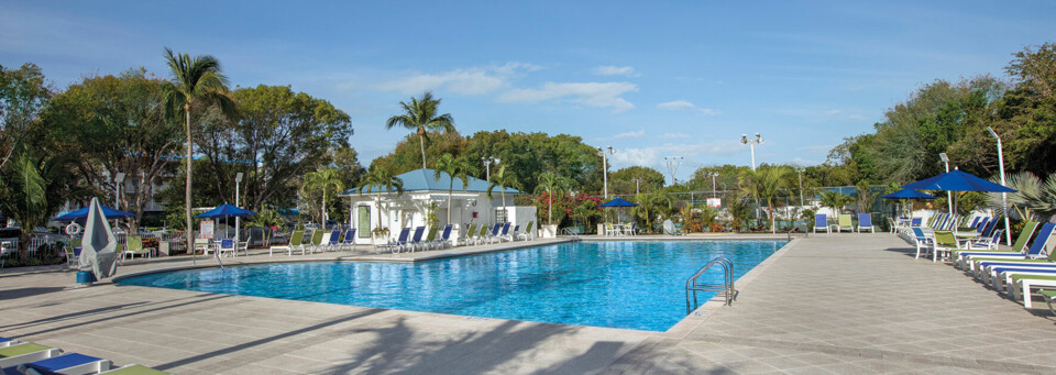 Ocean Pointe Suites Key Largo Pool