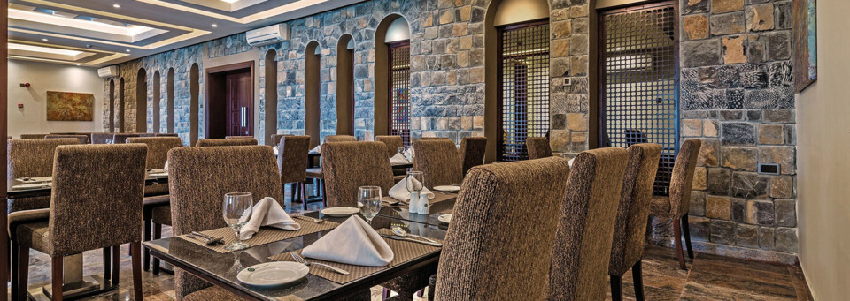 Restaurant des Sahab Resort & Spa