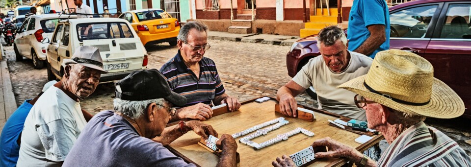 Dominispieler in Trinidad / © Ingo Bartussek - stock.adobe.com