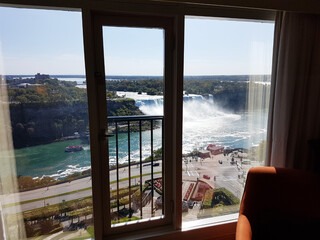 Ausblick vom Sheraton on the Falls - Ostkanada Reisebericht