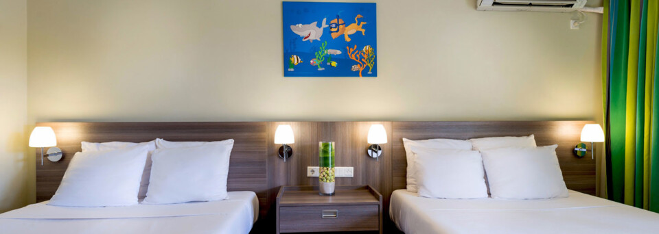 LionsDive Beach Resort Beispiel Standard Zimmer