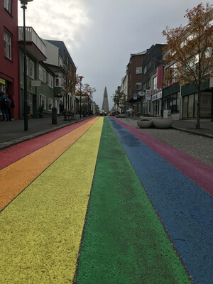Regenbogenstraße in Reykjavik