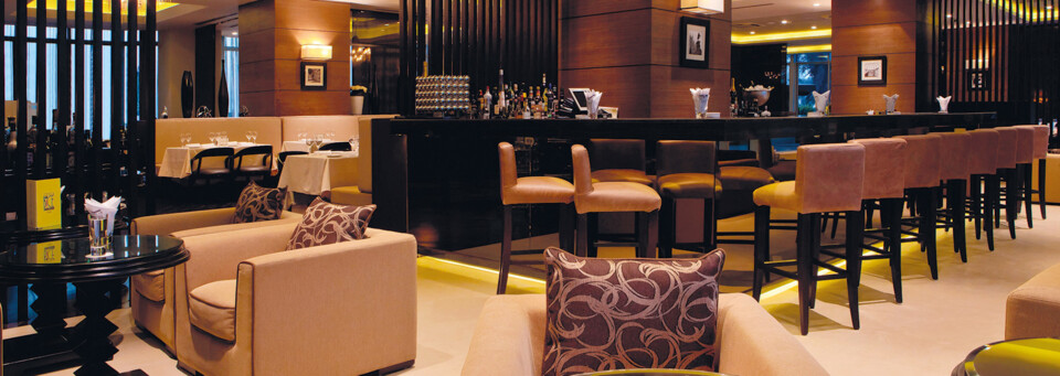 Hilton Dubai Jumeirah Resort Bar
