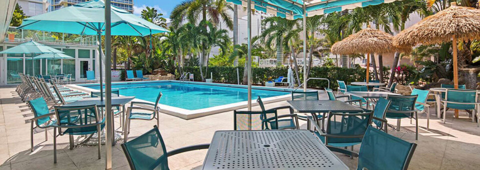 Best Western Plus Oceanside Inn Pool