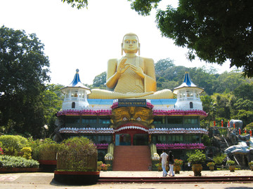 Sri Lanka Reisebericht: Damulla Goldener Tempel