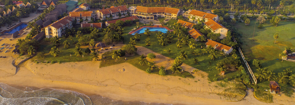 Luftaufnahme des The Calm Resort & Spa in Passikudah